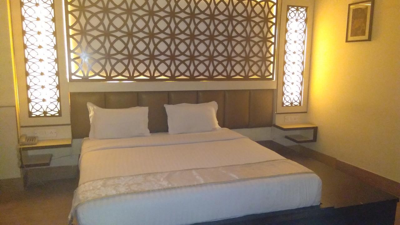 The White Klove New Delhi Luaran gambar